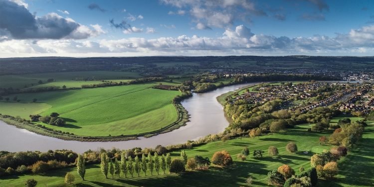 UK Faces Drought Fears as River Levels Plunge After Driest Spring Since 1961
