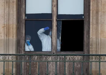 Louvre Heist Creates ‘Terrible Image’ of France